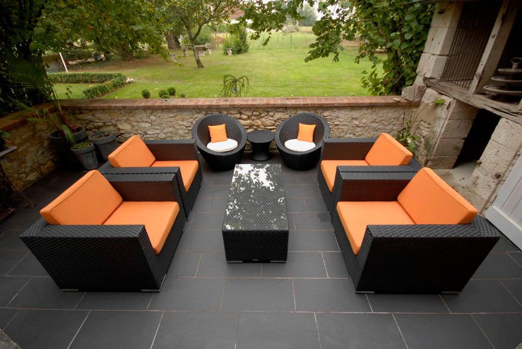 Chambres Et Tables D'Hotes Le Voriou Couddes Exterior foto